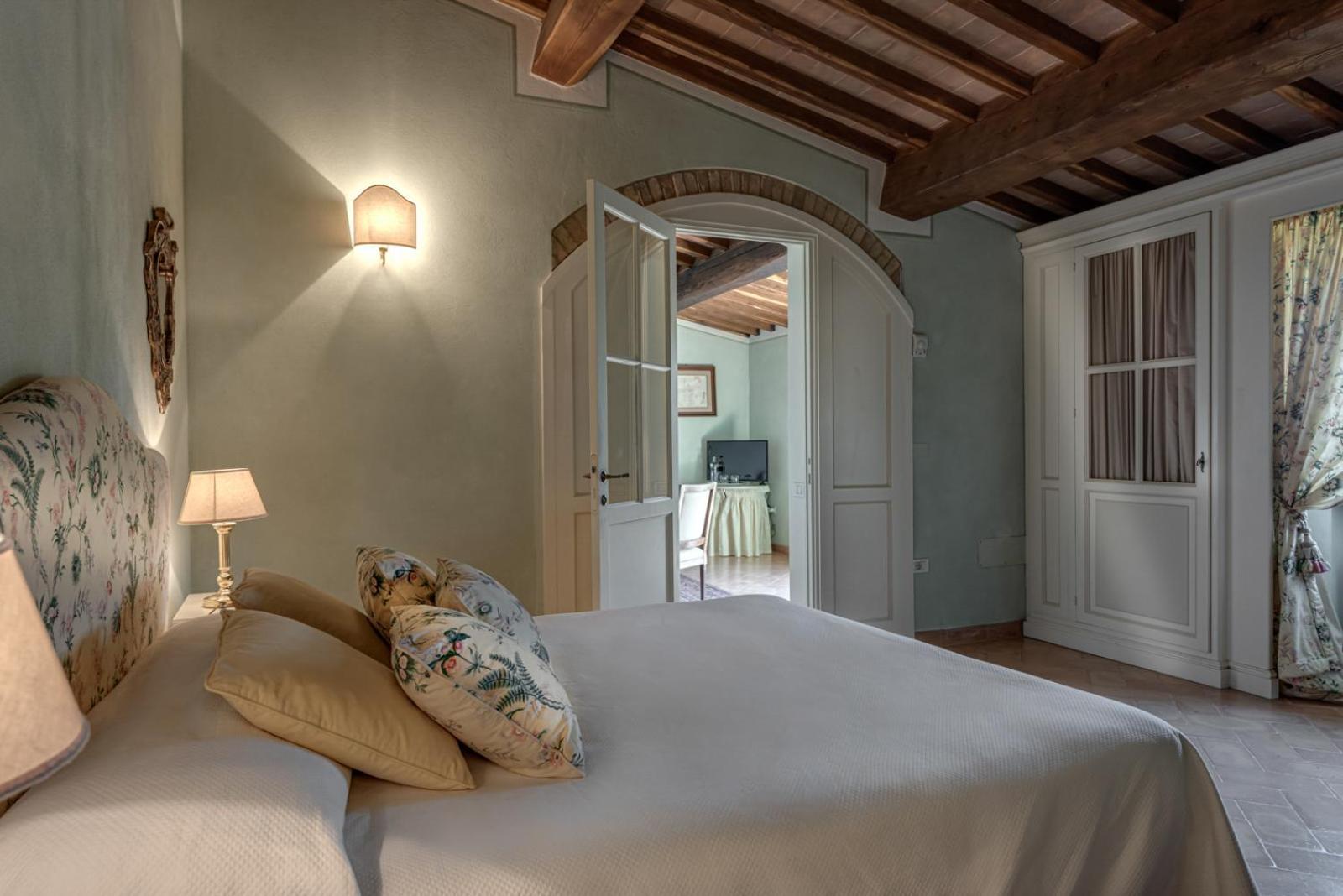 Villa Il Castagno Wine & Resort Siena Exteriör bild