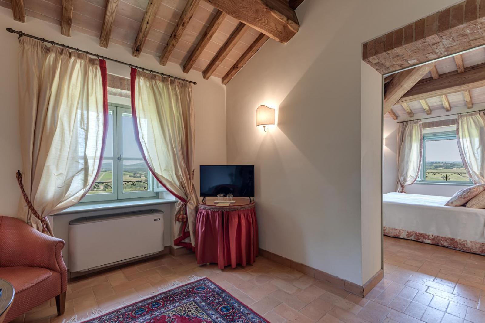 Villa Il Castagno Wine & Resort Siena Exteriör bild