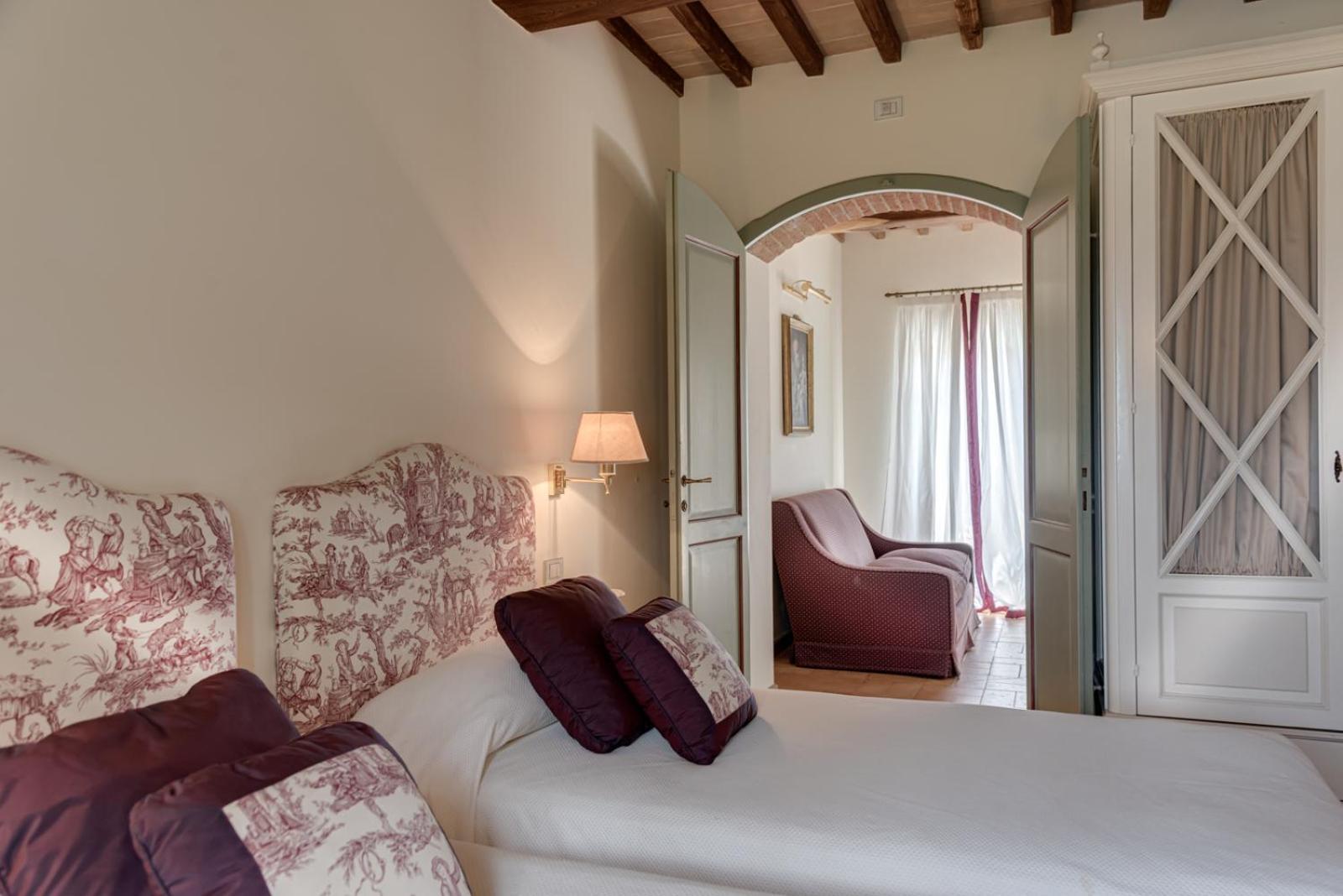 Villa Il Castagno Wine & Resort Siena Exteriör bild
