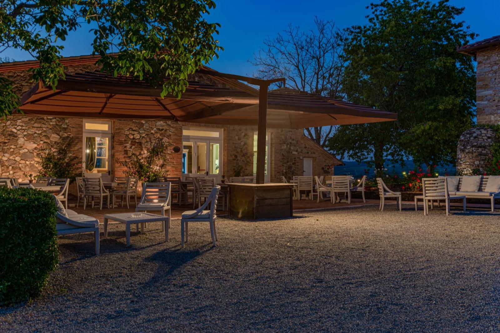 Villa Il Castagno Wine & Resort Siena Exteriör bild