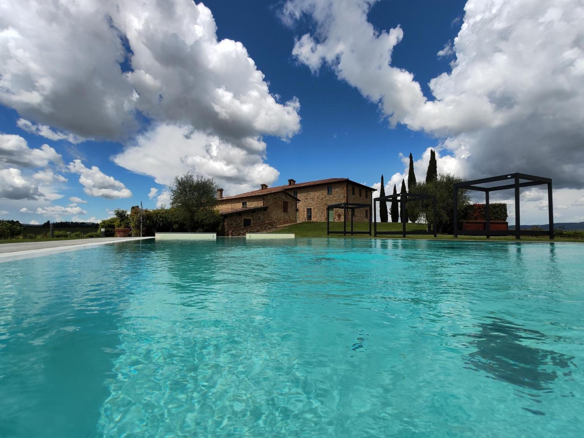Villa Il Castagno Wine & Resort Siena Exteriör bild